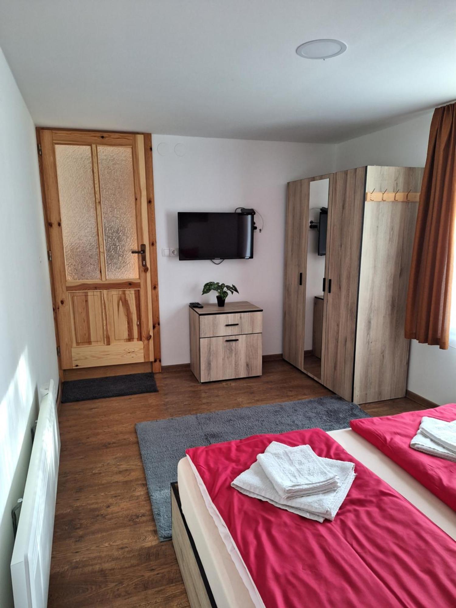 Zalan Vendeghaz Hotel Csaszartoltes Bagian luar foto
