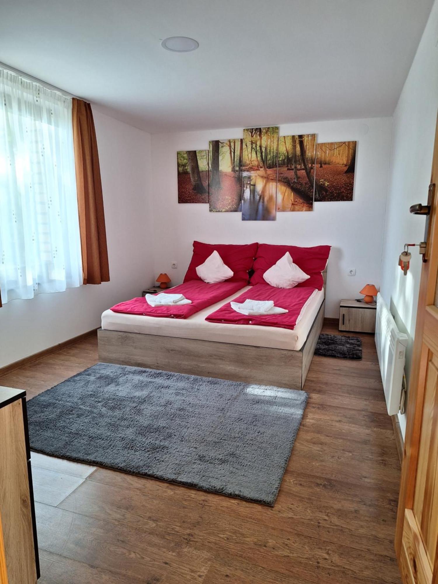 Zalan Vendeghaz Hotel Csaszartoltes Bagian luar foto